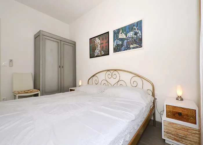 Dondras Appartement *