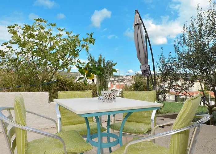 Apartment Dondras Trogir