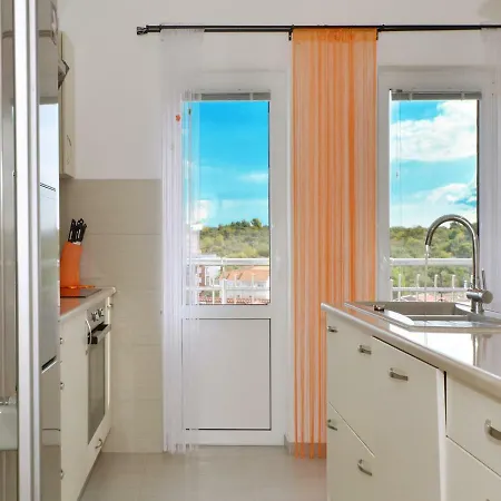 Apartment Dondras